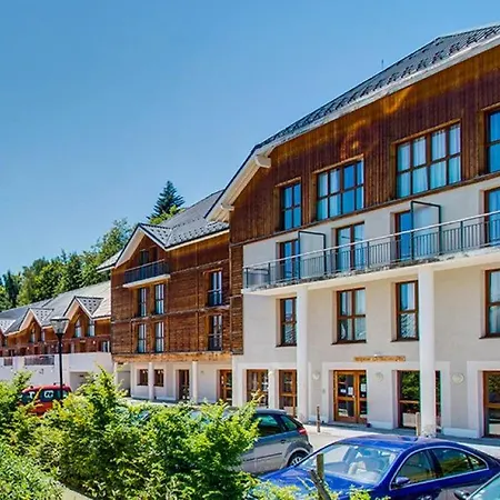 Appartement Le Nivelet - Duplex Aux Pieds Des Pistes Toute L'annee *